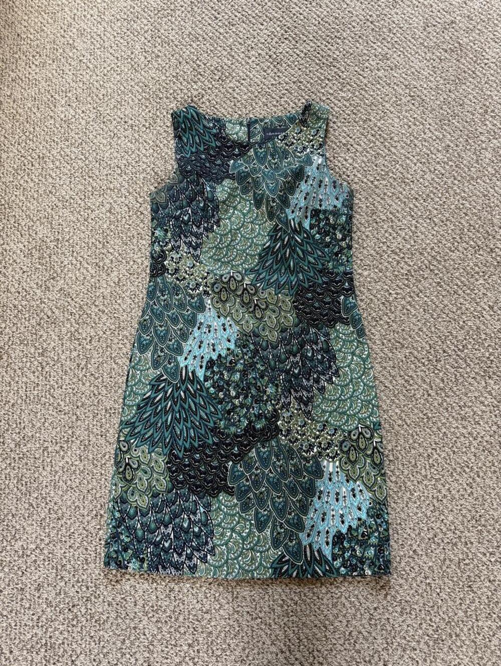 Green and blue abstract leaf-like pattern mini dress
